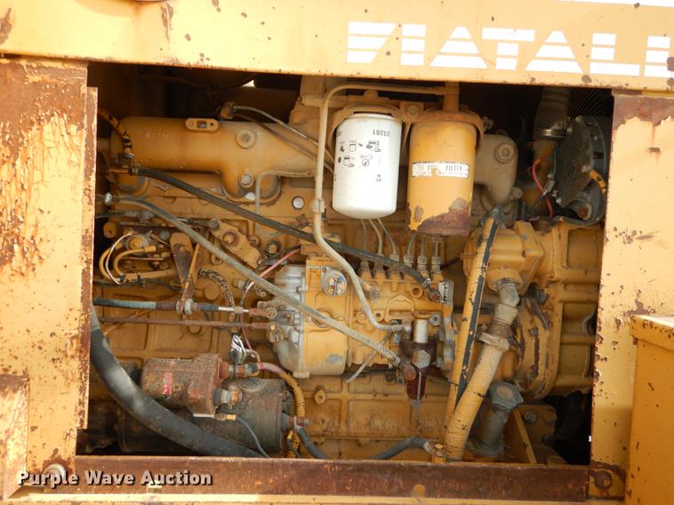 image for item J5613 1983 Fiat-Allis FG95 rigid frame motor grader