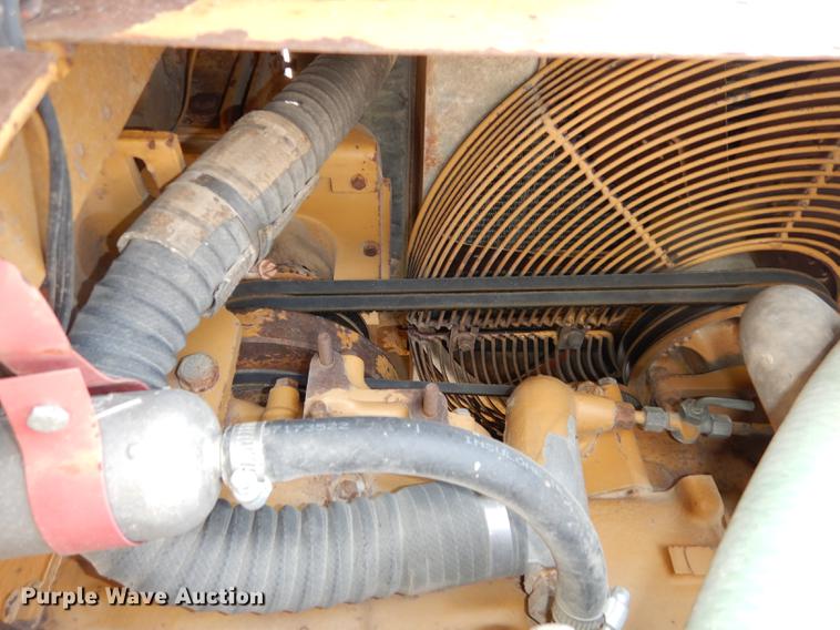 image for item J5613 1983 Fiat-Allis FG95 rigid frame motor grader