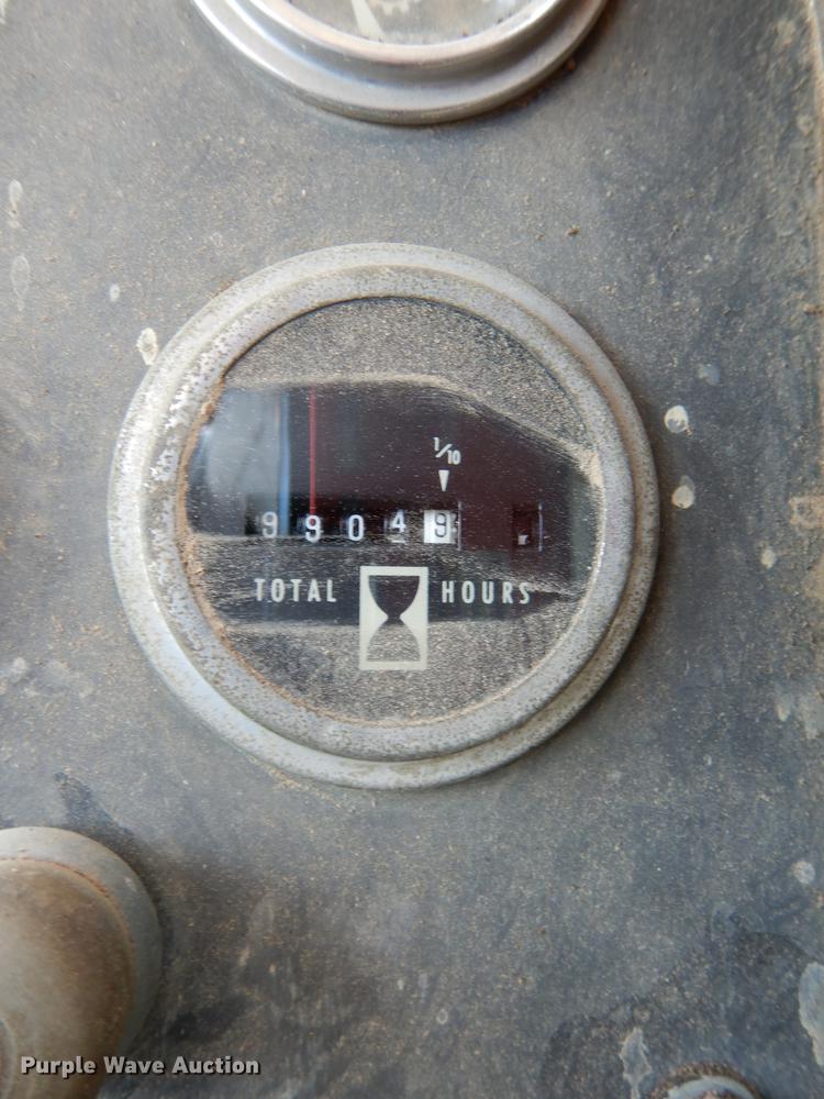 image for item J5613 1983 Fiat-Allis FG95 rigid frame motor grader