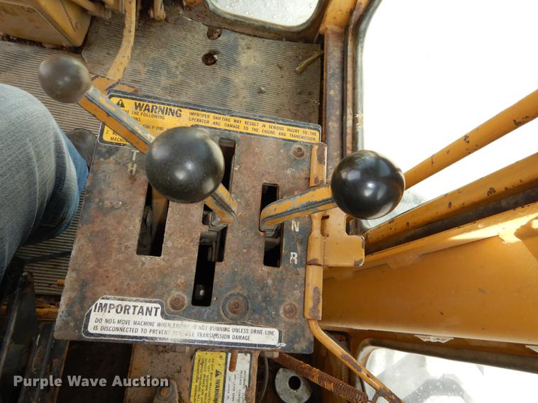 image for item J5613 1983 Fiat-Allis FG95 rigid frame motor grader