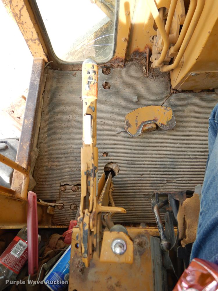 image for item J5613 1983 Fiat-Allis FG95 rigid frame motor grader