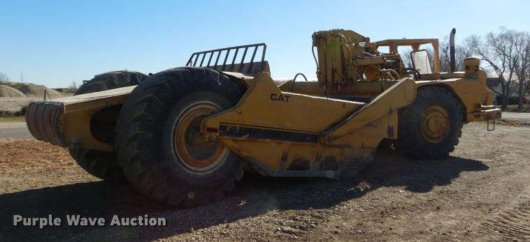 image for item J5620 1972 Caterpillar 621 conventional scraper