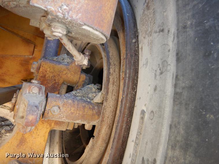 image for item J5620 1972 Caterpillar 621 conventional scraper