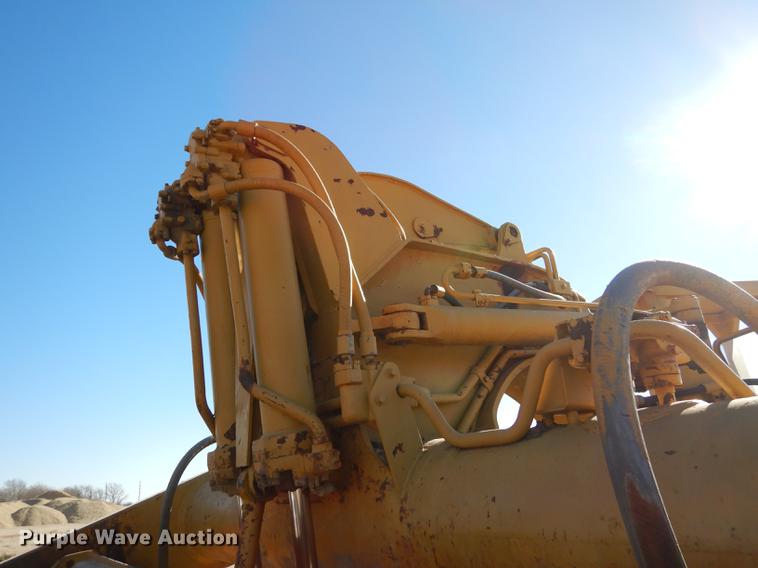 image for item J5620 1972 Caterpillar 621 conventional scraper