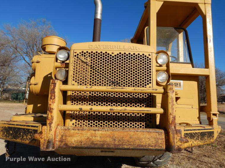 image for item J5620 1972 Caterpillar 621 conventional scraper