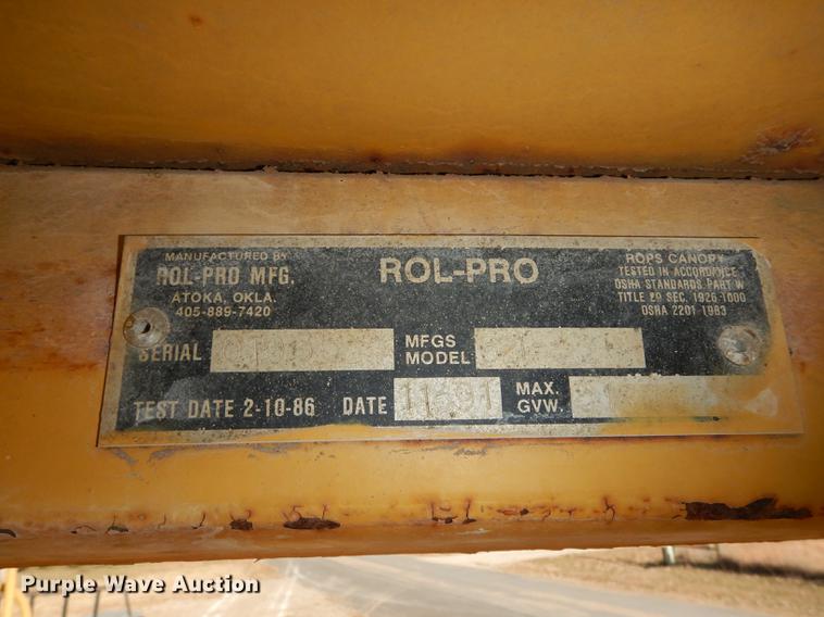 image for item J5620 1972 Caterpillar 621 conventional scraper