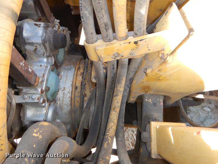 image for item J5620 1972 Caterpillar 621 conventional scraper