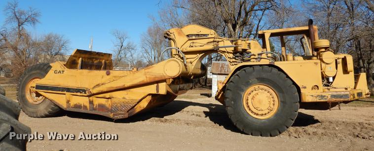 image for item J5621 1972 Caterpillar 621 conventional scraper