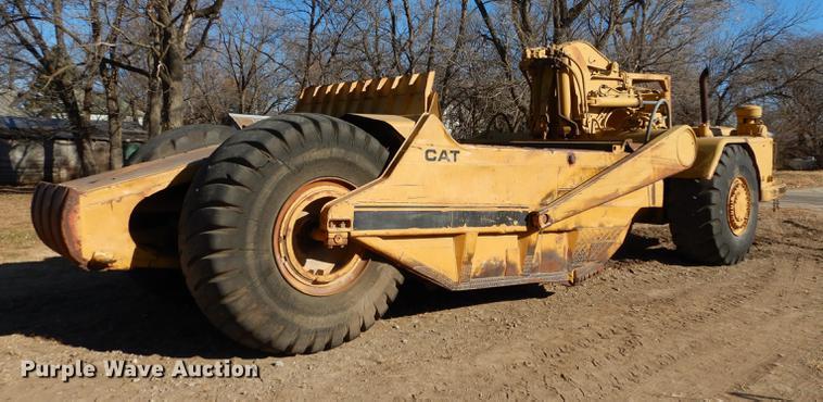 image for item J5621 1972 Caterpillar 621 conventional scraper