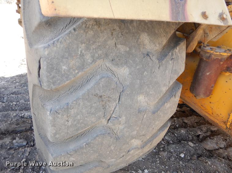 image for item J5621 1972 Caterpillar 621 conventional scraper