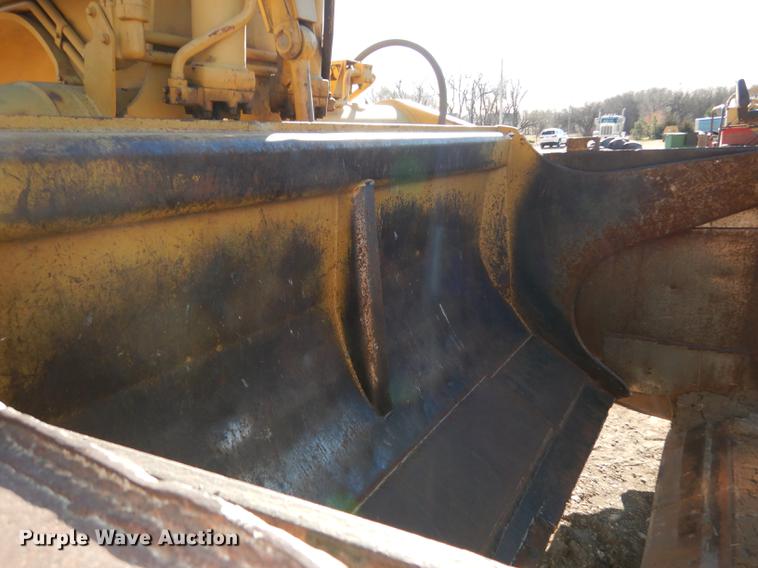 image for item J5621 1972 Caterpillar 621 conventional scraper