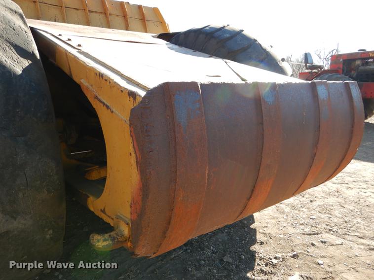 image for item J5621 1972 Caterpillar 621 conventional scraper