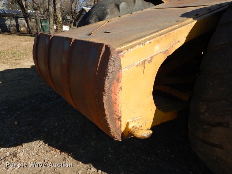 image for item J5621 1972 Caterpillar 621 conventional scraper