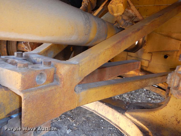 image for item J5621 1972 Caterpillar 621 conventional scraper