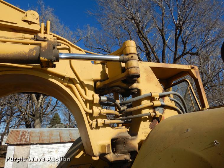 image for item J5621 1972 Caterpillar 621 conventional scraper