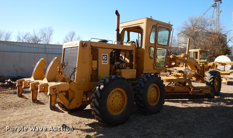 image for item J5622 1975 Caterpillar 140G motor grader