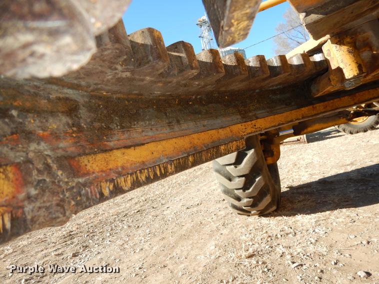 image for item J5622 1975 Caterpillar 140G motor grader