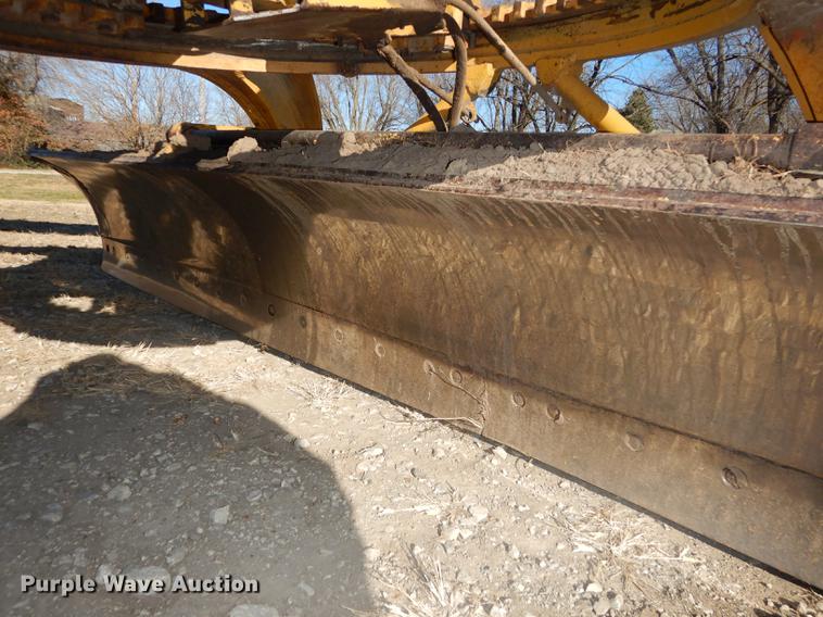 image for item J5622 1975 Caterpillar 140G motor grader