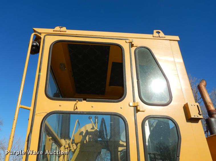 image for item J5622 1975 Caterpillar 140G motor grader