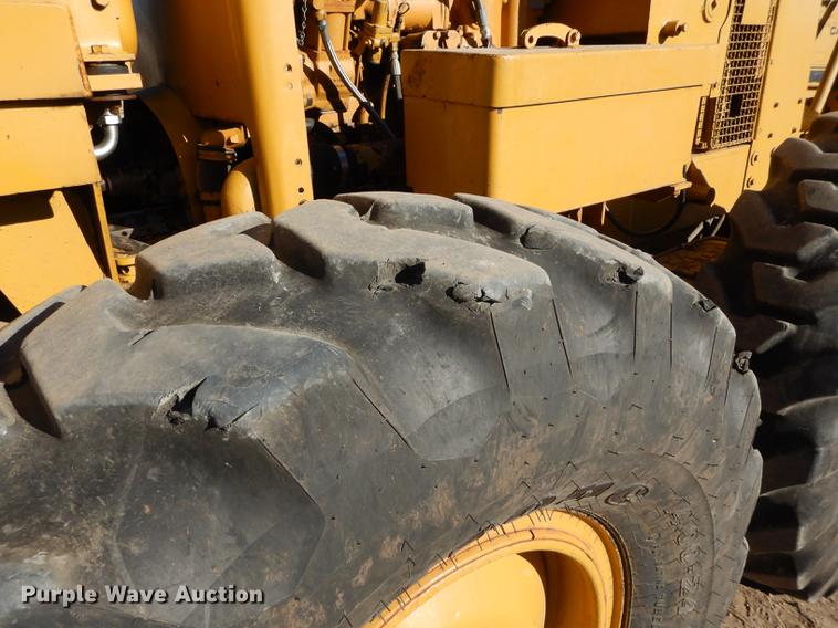 image for item J5622 1975 Caterpillar 140G motor grader