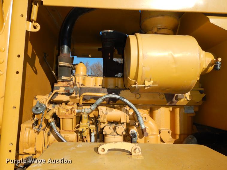 image for item J5622 1975 Caterpillar 140G motor grader