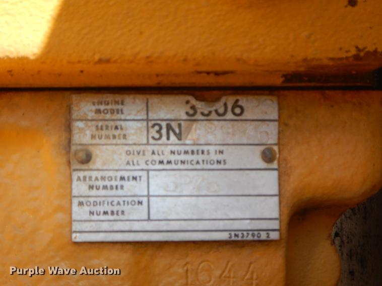 image for item J5622 1975 Caterpillar 140G motor grader