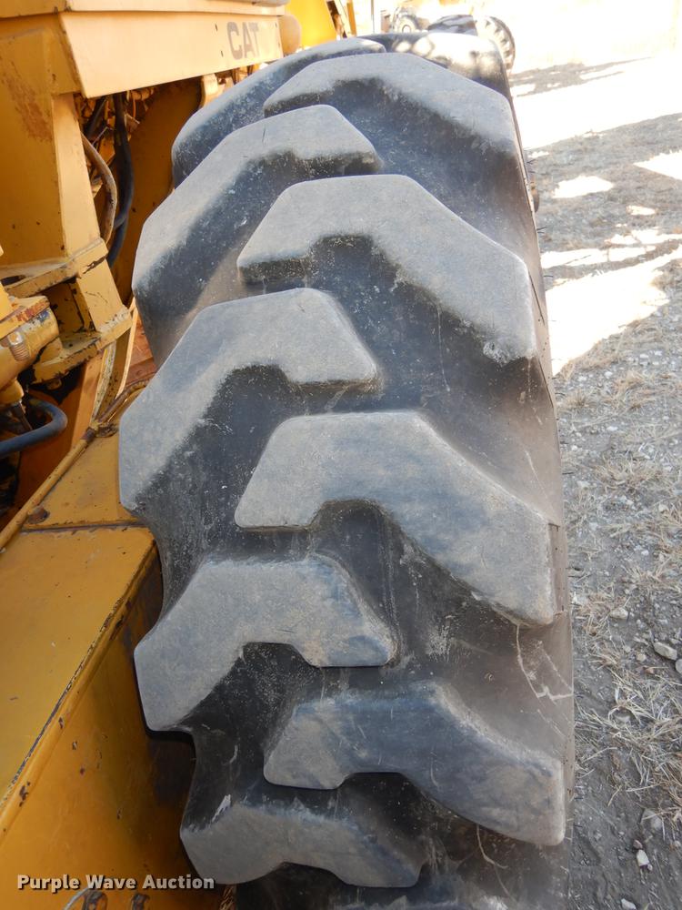 image for item J5622 1975 Caterpillar 140G motor grader