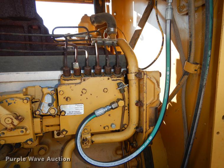 image for item J5622 1975 Caterpillar 140G motor grader