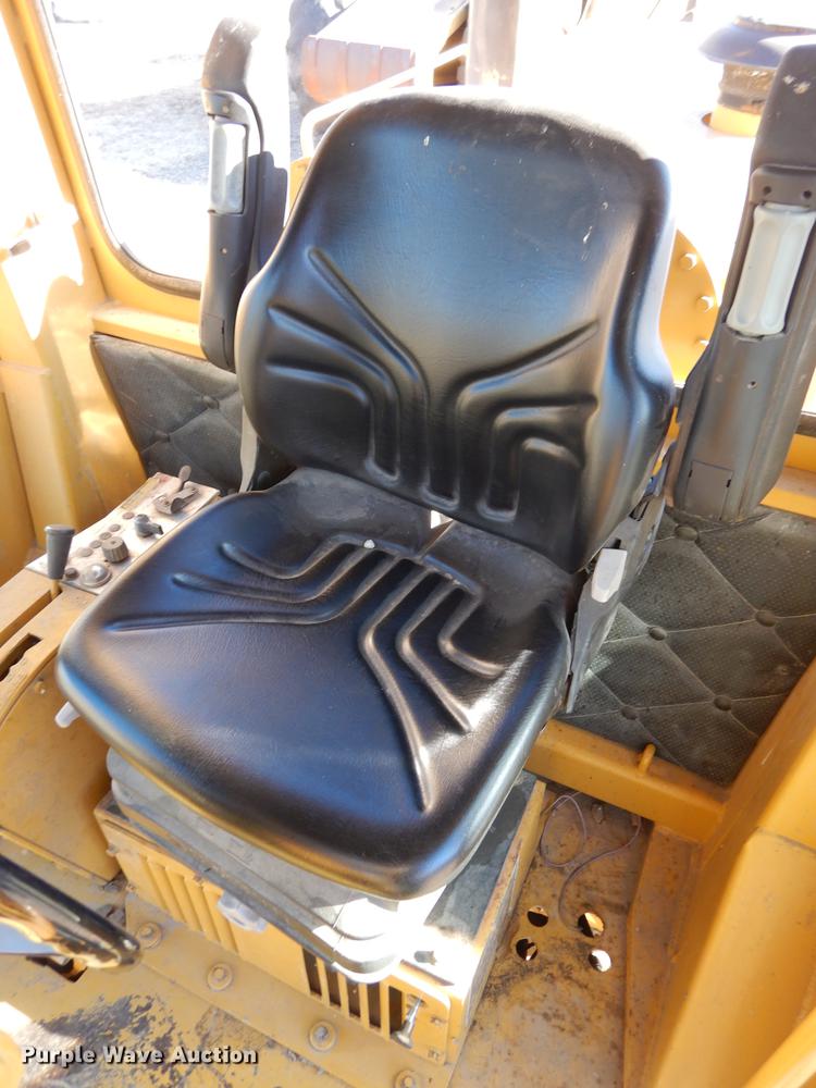 image for item J5622 1975 Caterpillar 140G motor grader