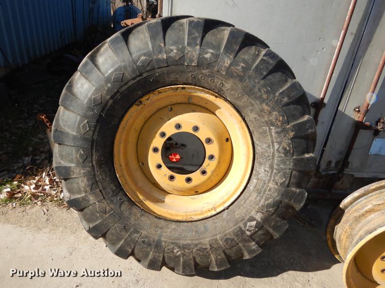 image for item J5622 1975 Caterpillar 140G motor grader