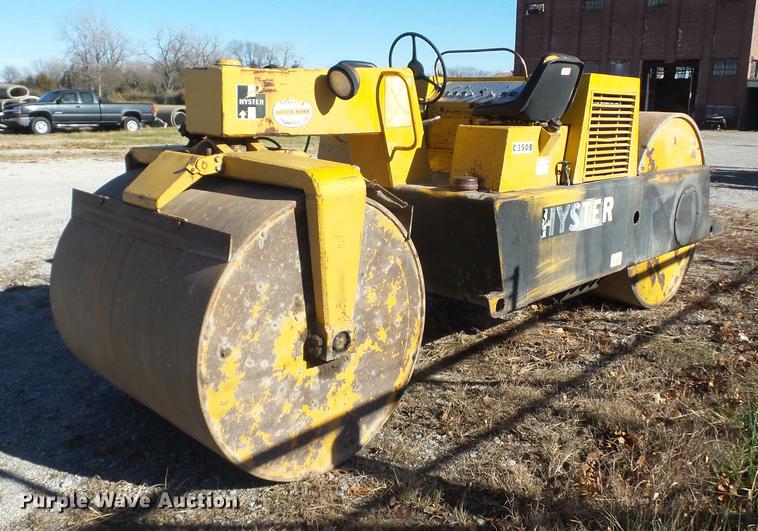 image for item J8553 Hyster C350B double drum roller