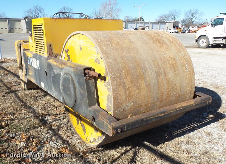 image for item J8553 Hyster C350B double drum roller