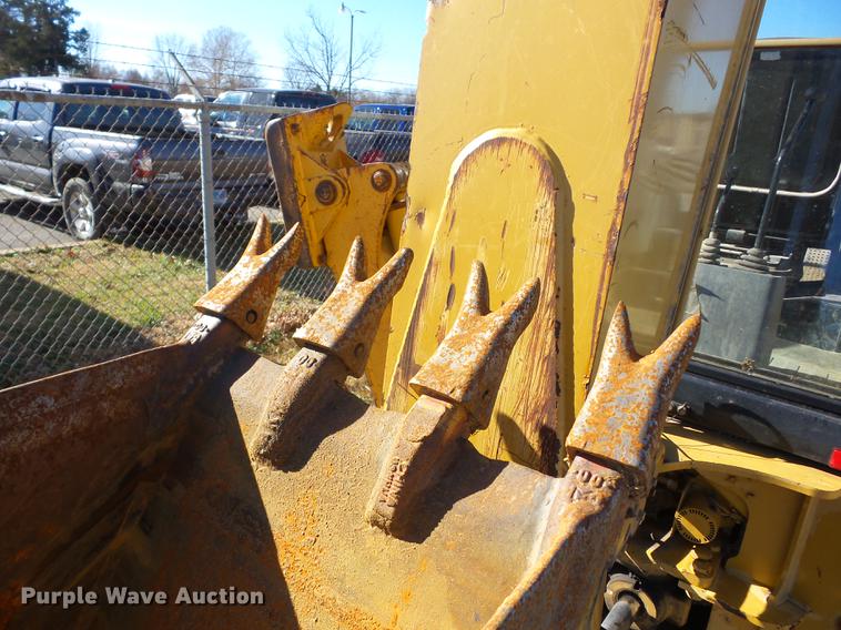 image for item J8554 1998 Caterpillar 416C backhoe