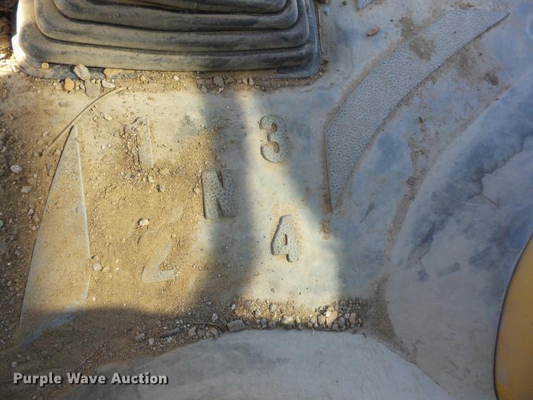 image for item J8554 1998 Caterpillar 416C backhoe