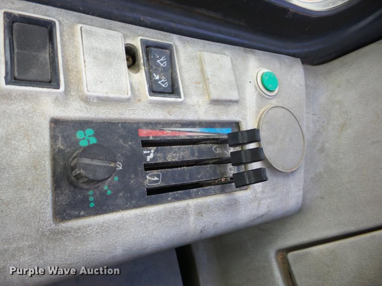 image for item J8560 1998 Komatsu PC300LC-6LC excavator