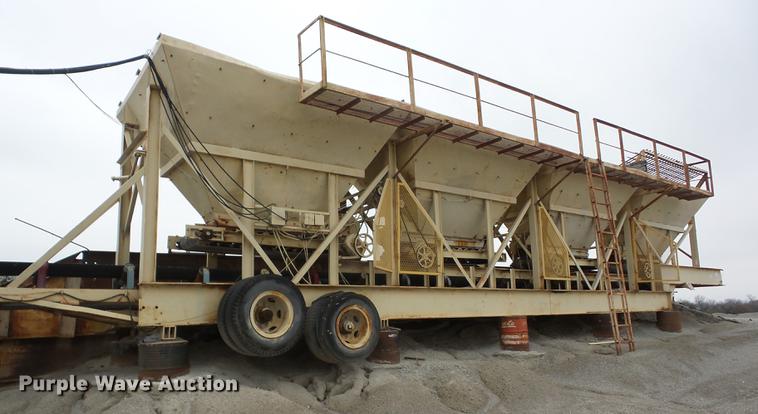 image for item J8561 Boeing four bin cold feed hopper