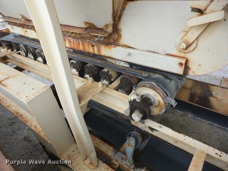 image for item J8561 Boeing four bin cold feed hopper