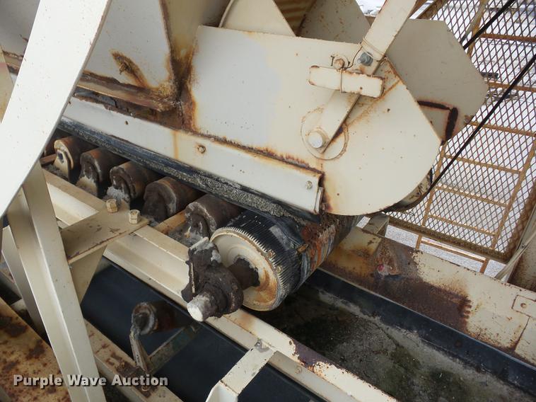 image for item J8561 Boeing four bin cold feed hopper