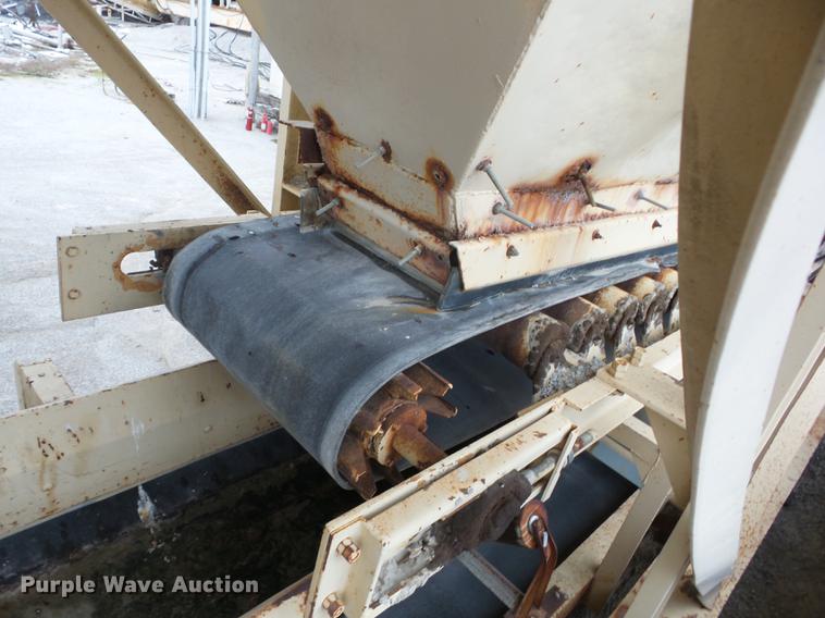 image for item J8561 Boeing four bin cold feed hopper