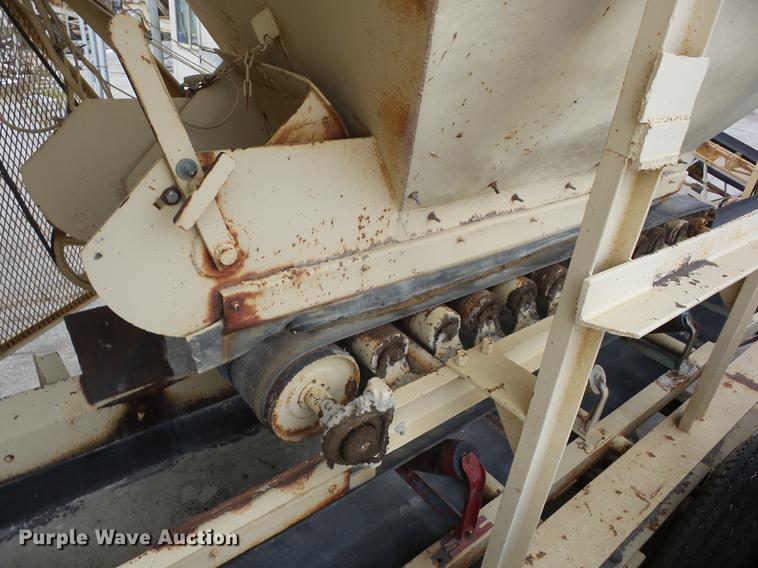 image for item J8561 Boeing four bin cold feed hopper