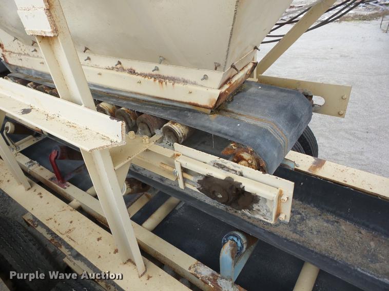 image for item J8561 Boeing four bin cold feed hopper