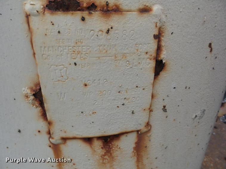 image for item J8562 Quincy 350 air compressor