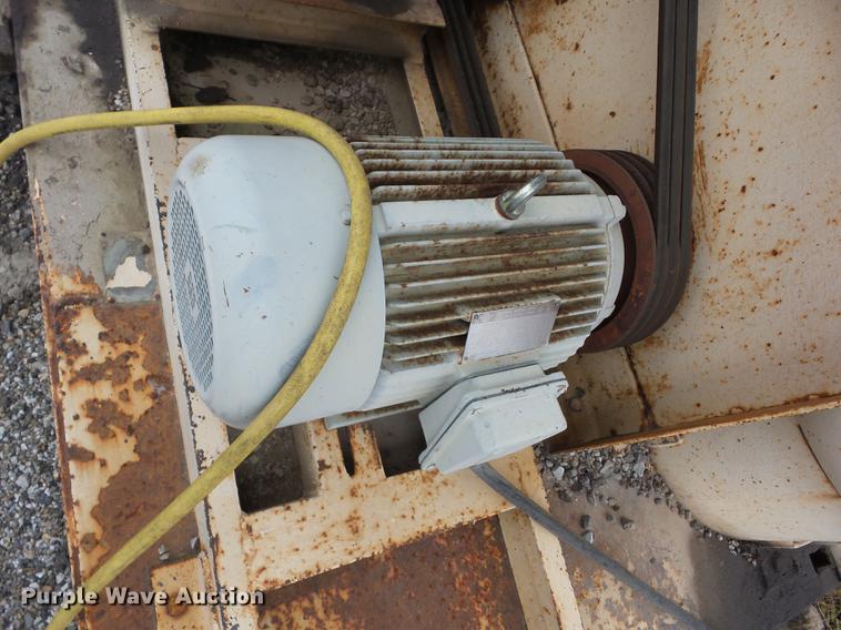 image for item J8562 Quincy 350 air compressor