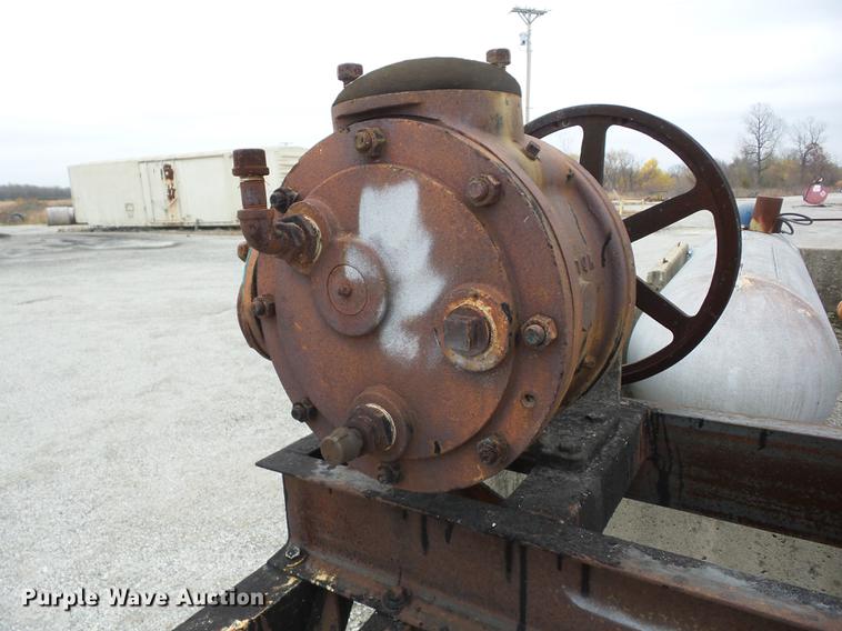 image for item J8563 Skid mounted oil transfer pump
