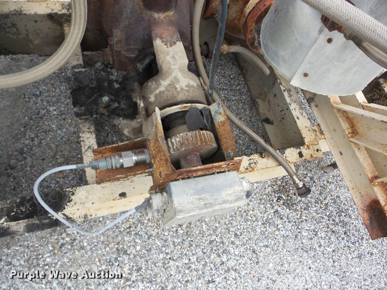 image for item J8564 Asphalt oil metering system