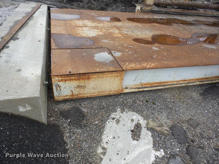 image for item J8568 Truck platform scale