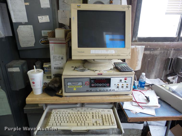 image for item J8568 Truck platform scale