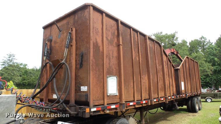 image for item K3871 1980 Debris trailer with grapple