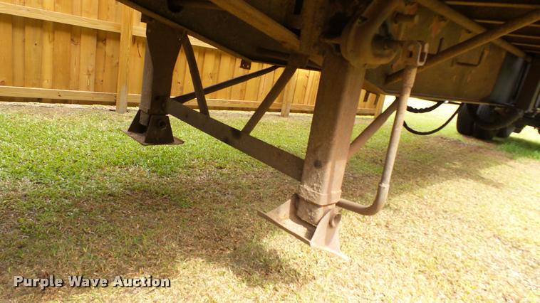 image for item K3871 1980 Debris trailer with grapple