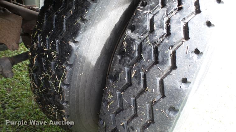 image for item K3871 1980 Debris trailer with grapple